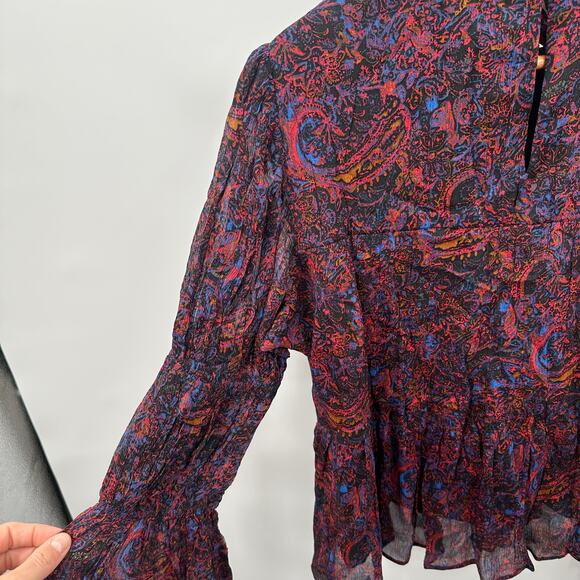 CLEOBELLA NWT Evereve Ines Bell Sleeve Ruffle Hem Blouse // M - Picture 12 of 15